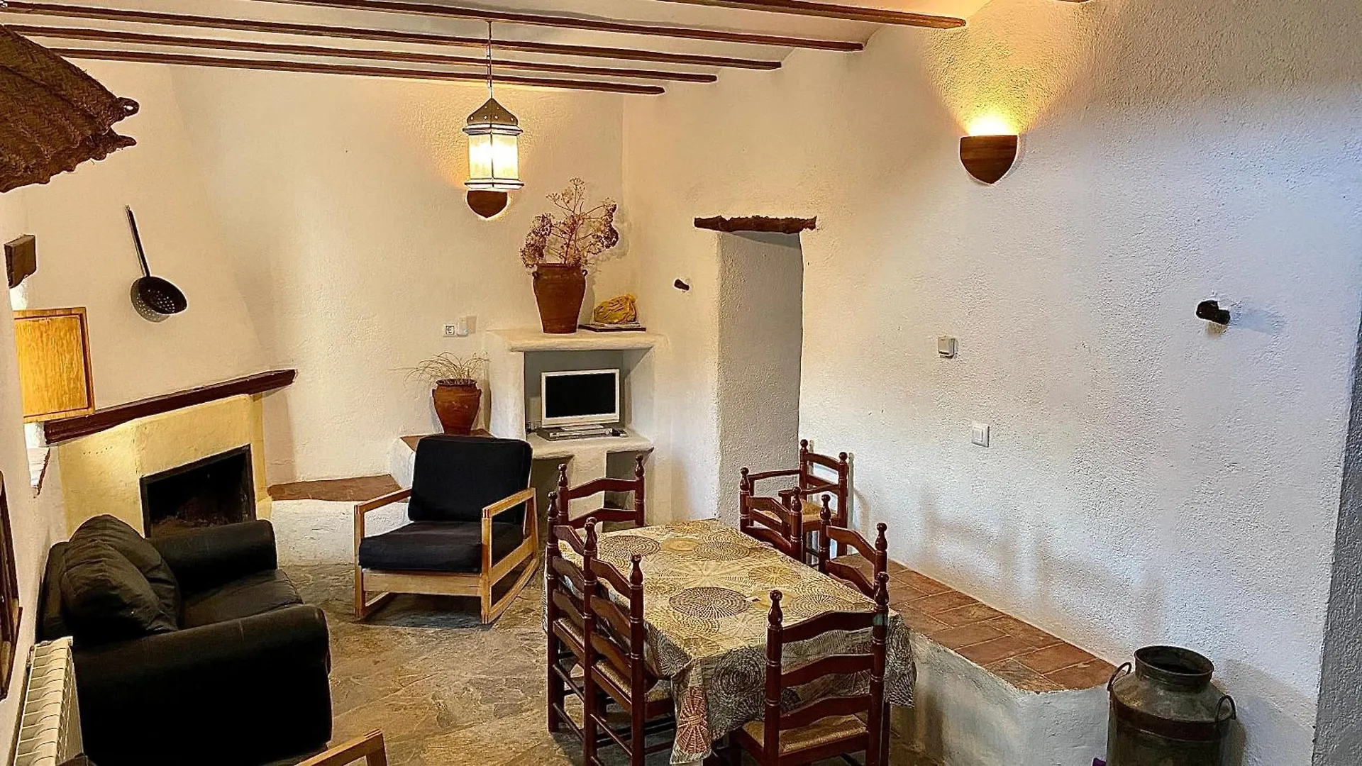 Casas Rurales Cortijo Leontino Taberno 0*,  Spanien